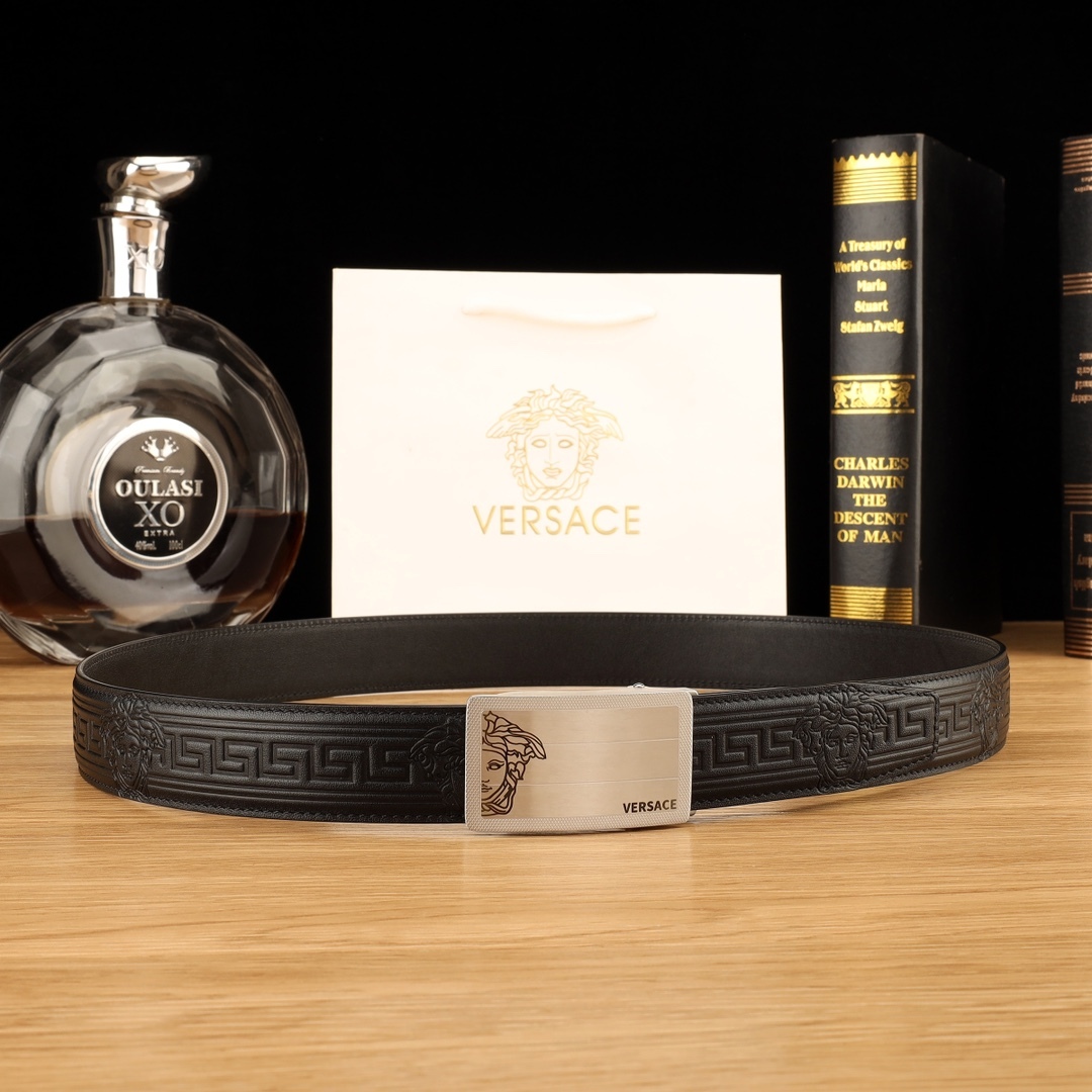 【先行新作】Versace トレンドラグジュアリーベルト 2 点セット「全長約 100cm」