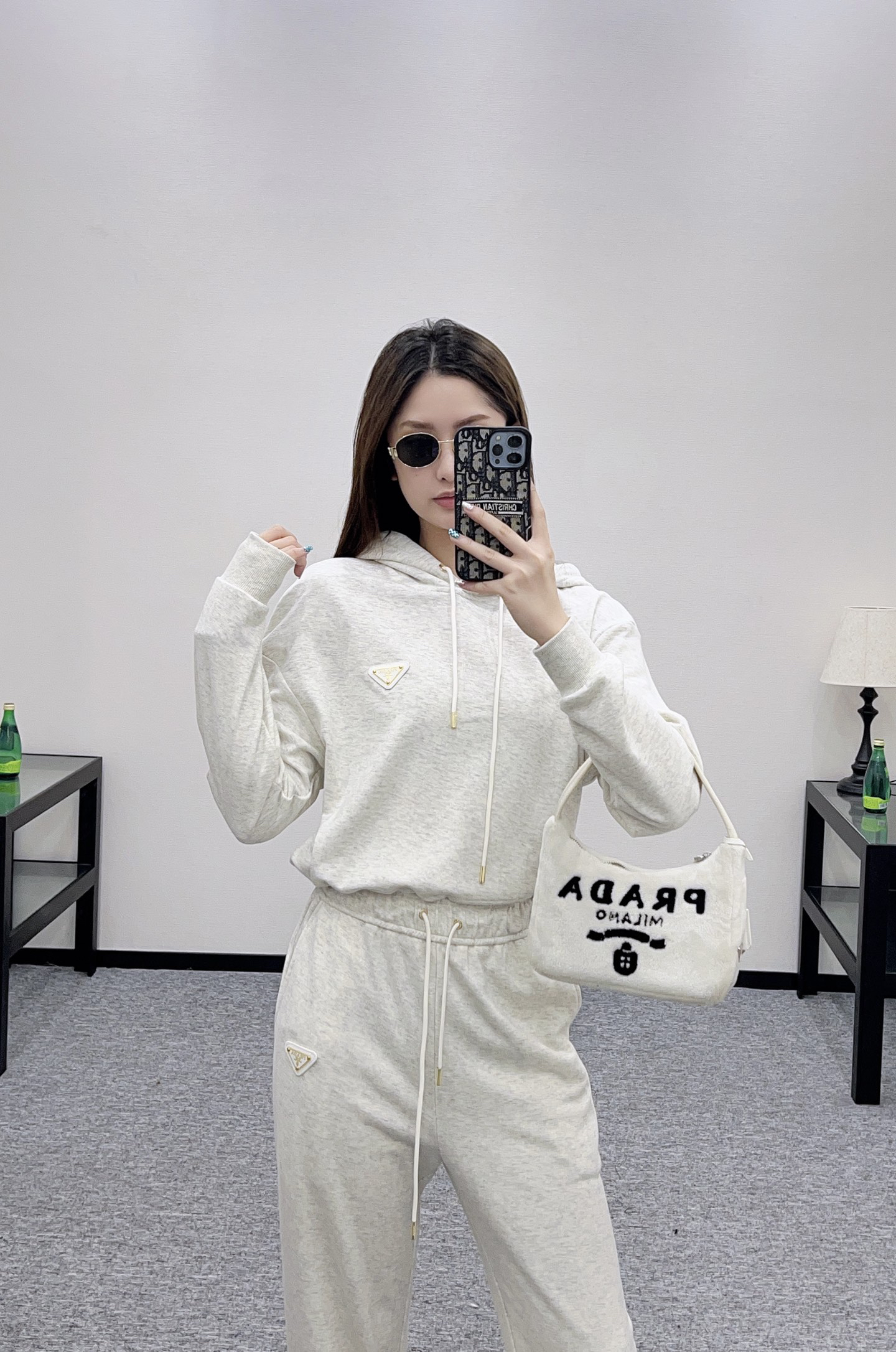 プラダ「Prada」レディース カジュアルスポーツセット