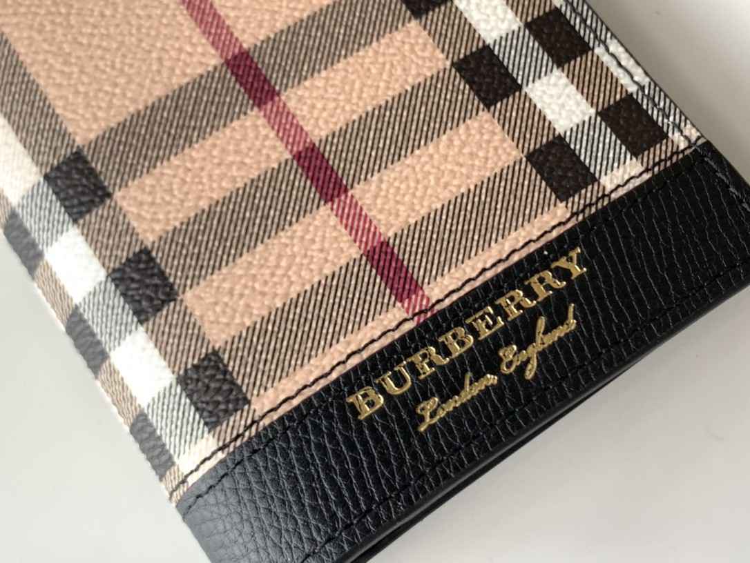 バーバリー「Burberry」Haymarket チェック & レザー 二つ折り長財布