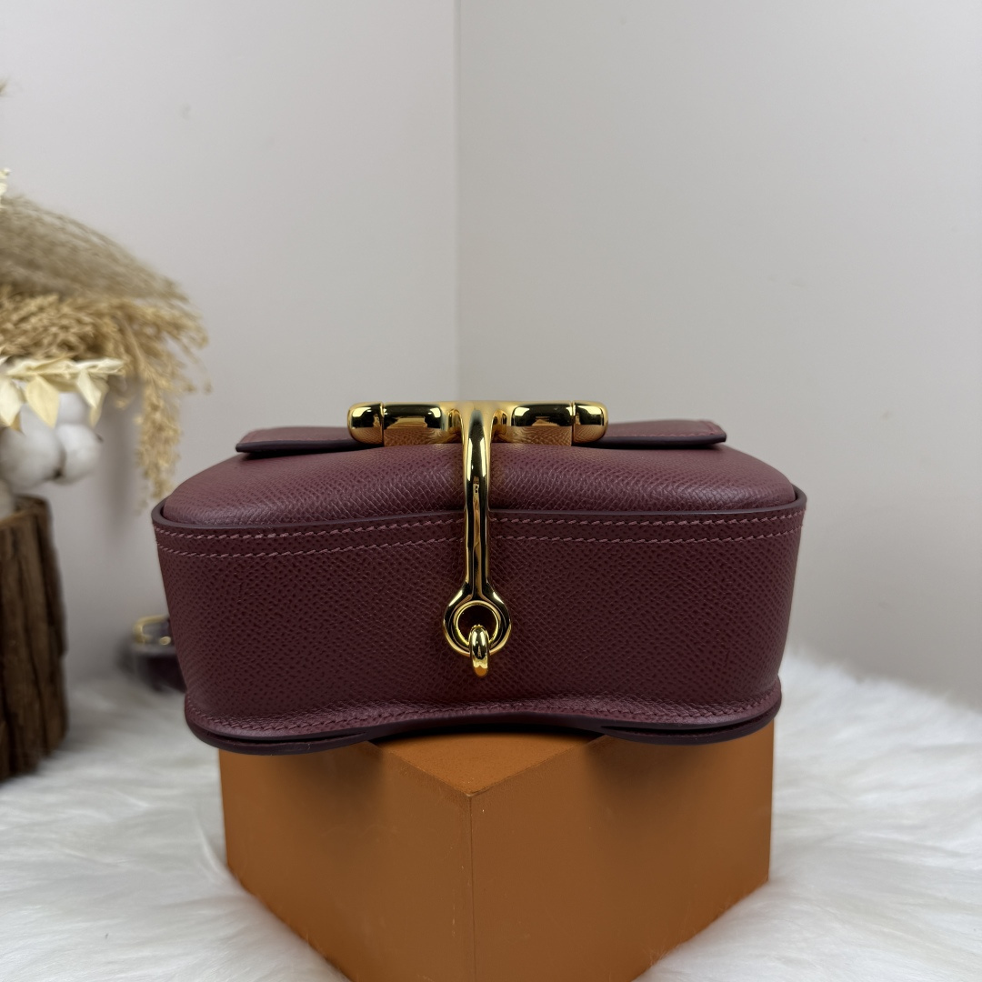 【厳選新入荷】エルメス Della Cavalleria Mini サドル金具クロスボディバッグ「乗馬モチーフ本革ショルダー」
