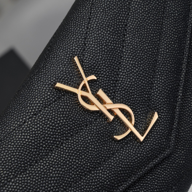 サンローラン「Saint Laurent」カサンドラ マトラッセ ラージ フラップウォレット