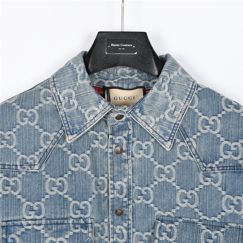 Gucci の GG ジャカード柄のデニム生地の綿入れシャツ