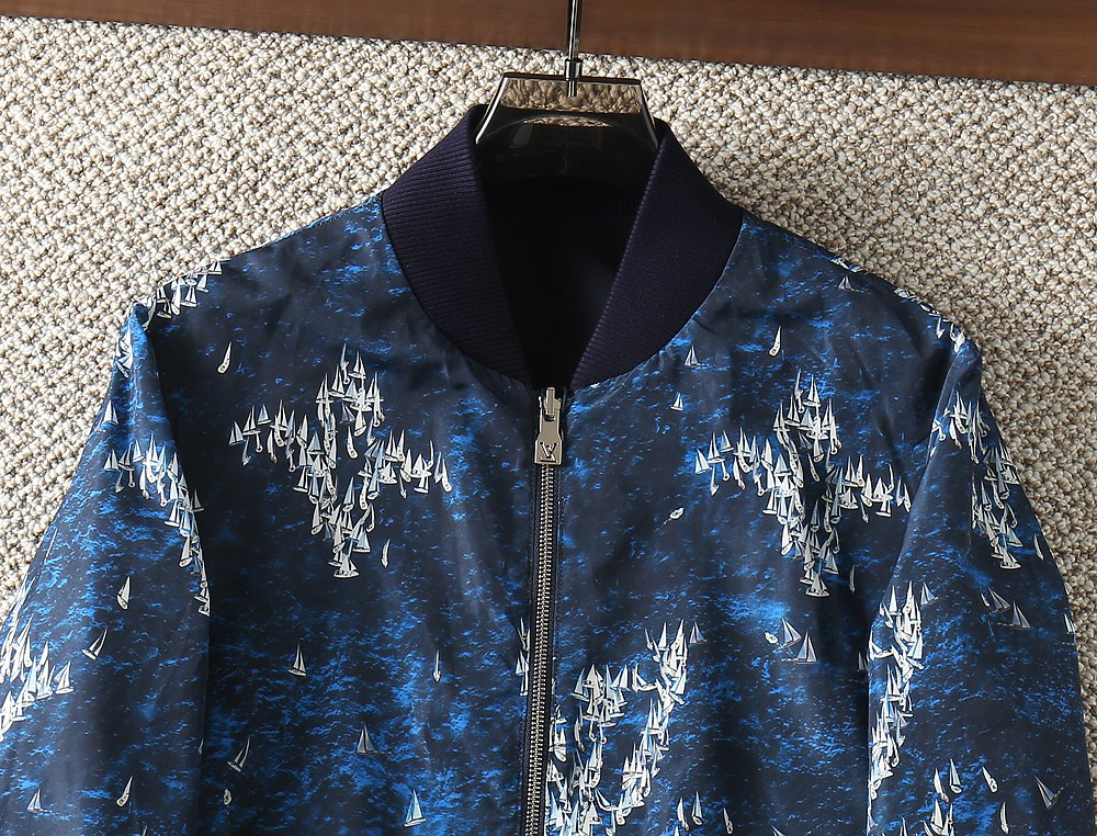 ルイ・ヴィトン「Louis Vuitton」秋冬コレクション クイルテッド ジャケット