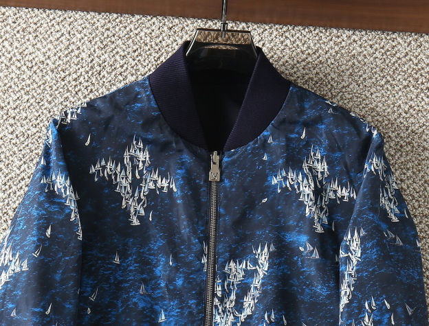 ルイ・ヴィトン「Louis Vuitton」秋冬コレクション クイルテッド ジャケット