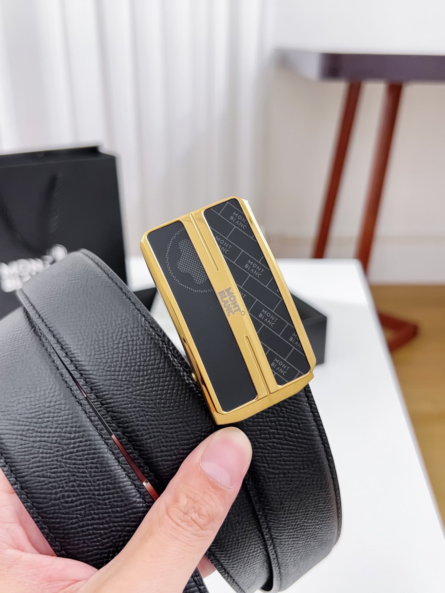 【厳選在庫】Montblanc ビジネスマン正装ベルト「全長約 100cm」