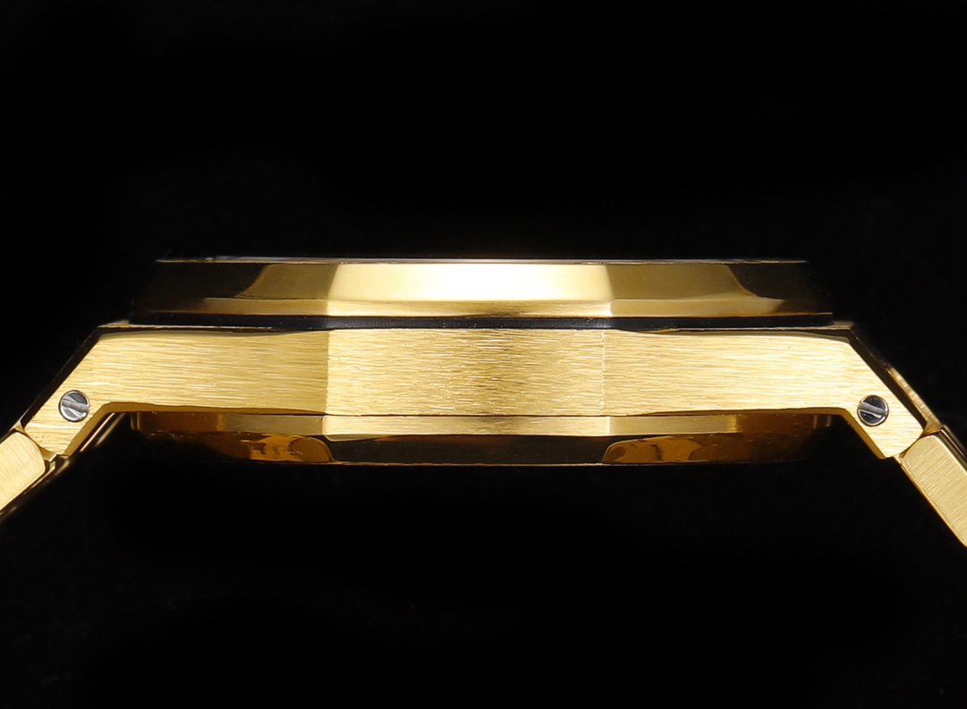 オーデマ ピゲ「Audemars Piguet」ロイヤルオーク 自動巻き腕時計 37mm