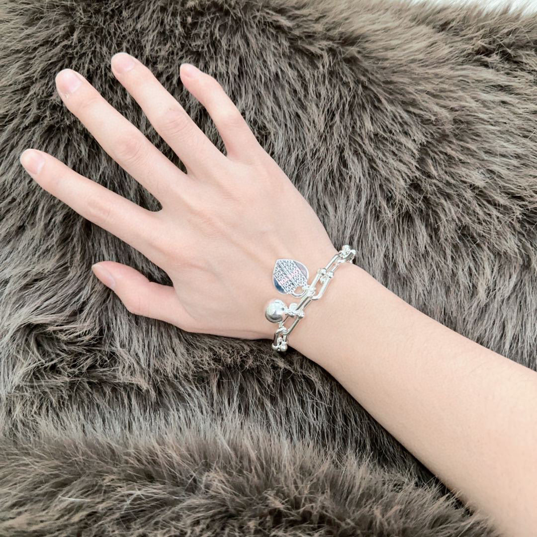 ティファニー「Tiffany & Co.」ポリッシュドシルバーリンク ブレスレット