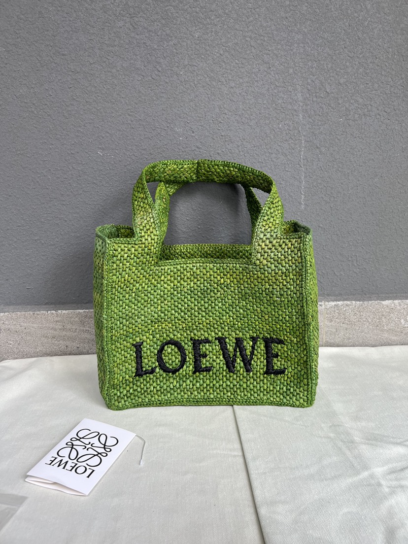 ロエベ「Loewe」Palm Series 手工酒椰纤维トートバッグ