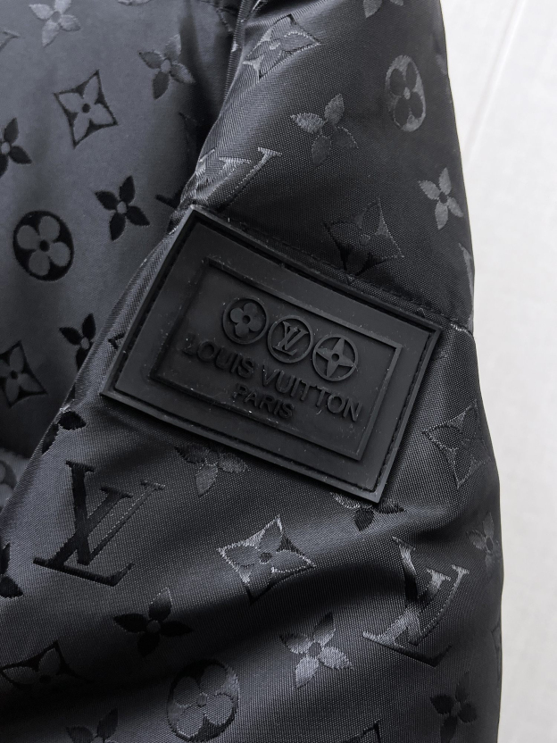 ルイ・ヴィトン「Louis Vuitton」‌冬季新作フード付きファッショナブルダウンジャケット