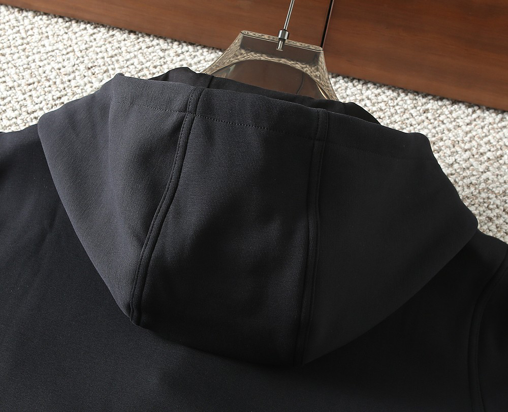 エルメス「Hermès」Empreintes Sellier Cuir 新型フード付きスウェットシャツ