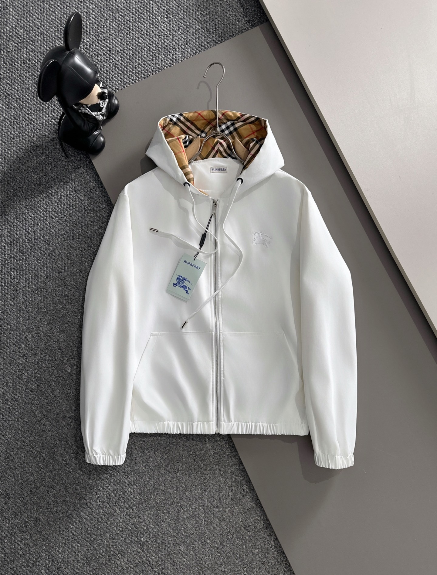 バーバリー「Burberry」秋冬 メンズカジュアルスポーツセット