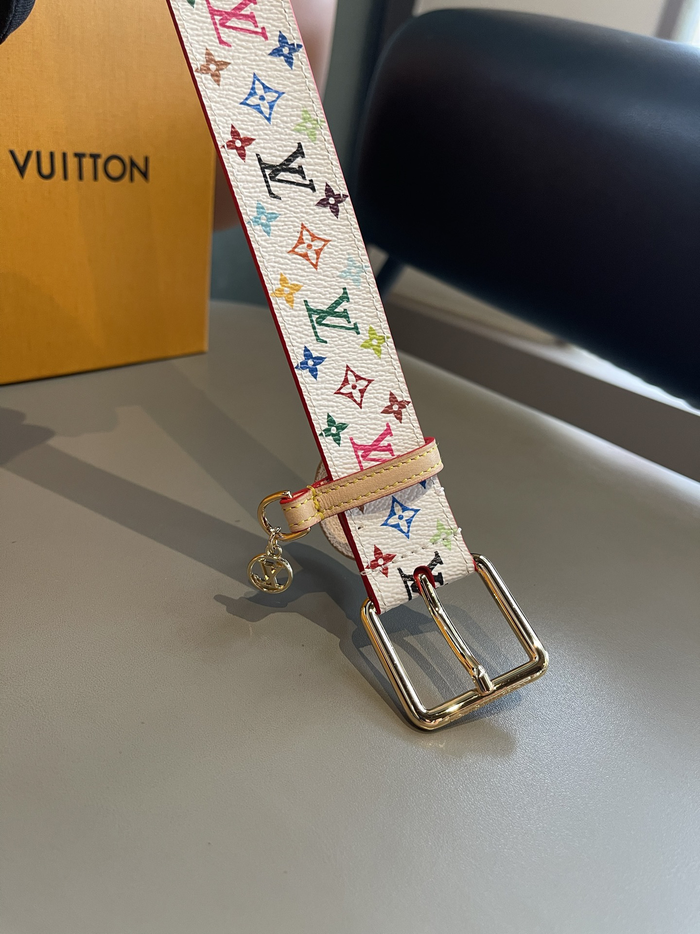 【新商品入荷】Louis Vuitton クラシックハイクオリティベルト「全長約 100cm」