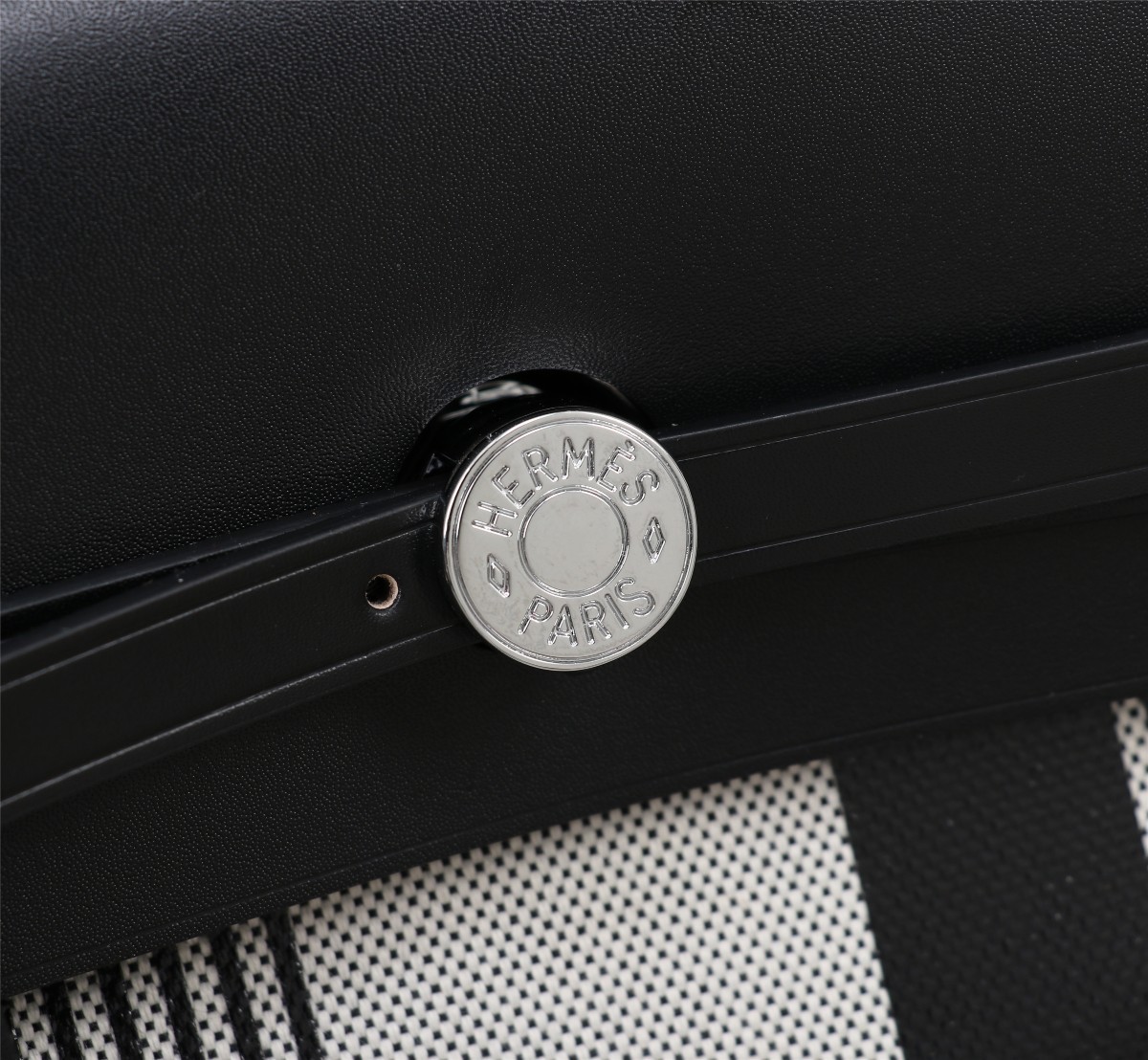 エルメス「Hermès」ハーバッグ 30 メッセンジャー「Herbag Messenger Bag」