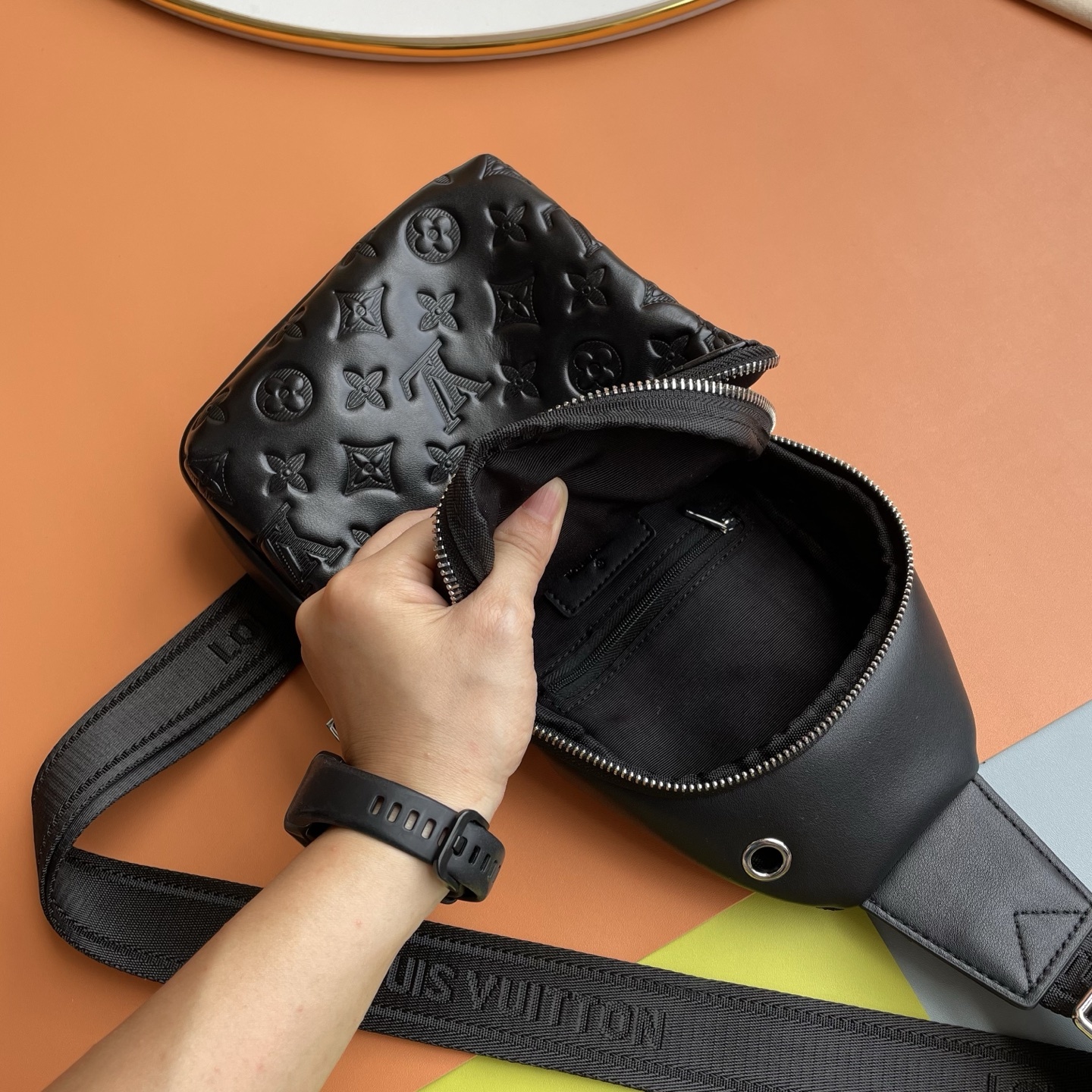 ルイ・ヴィトン「Louis Vuitton」メンズ ウエストバッグ