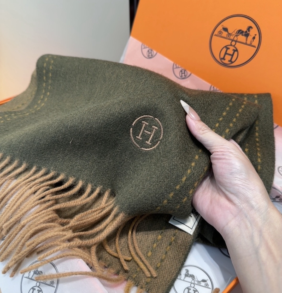 【定番人気】エルメス 秋冬新作ファッションアイテム マフラー