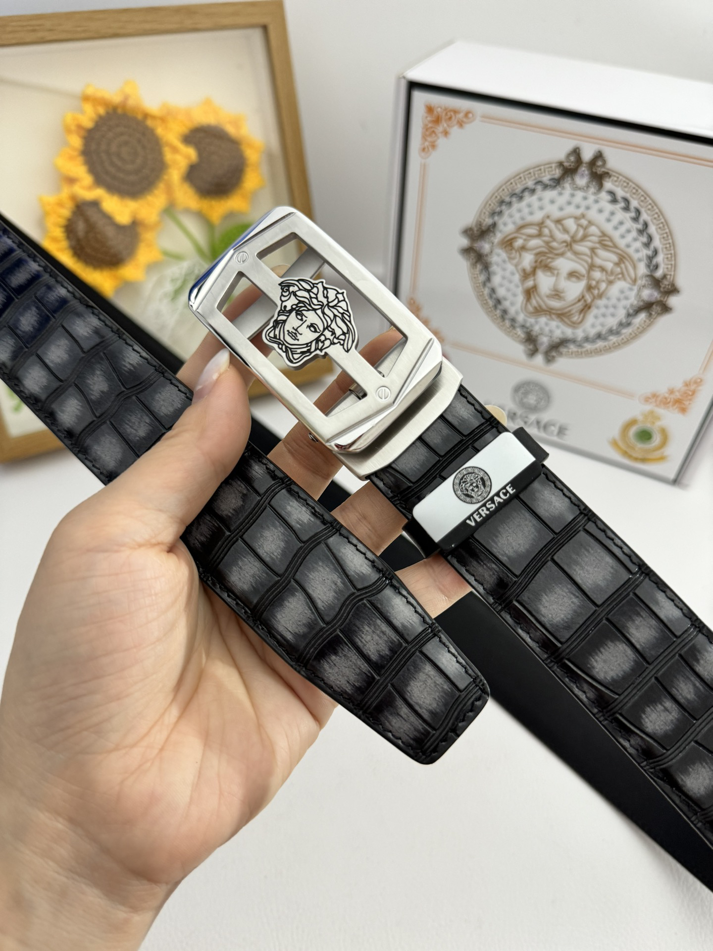 【先行新作】Versace トレンドラグジュアリーベルト「全長約 100cm」