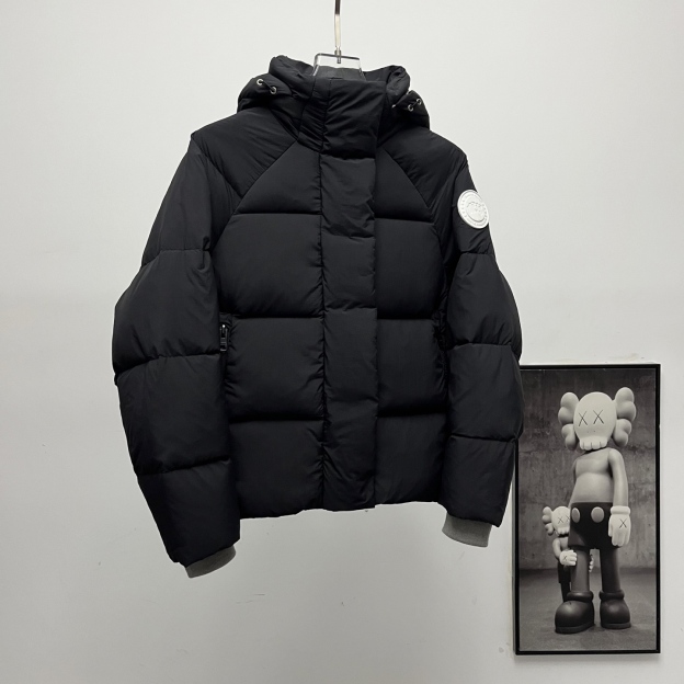 カナダグース フード付きファー付きダウンジャケット 男女兼用