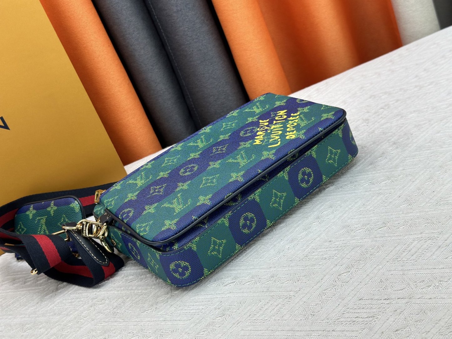 ルイ・ヴィトン「Louis Vuitton」新作 Trio メッセンジャーバッグ