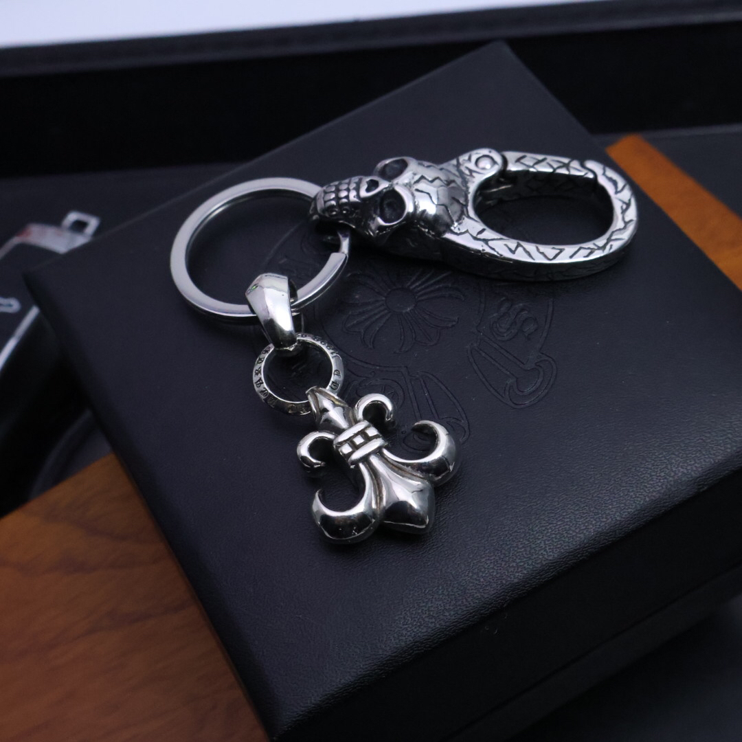 クロムハーツ「Chrome Hearts」キーホルダー＆バッグチャーム - トレンドシンボル
