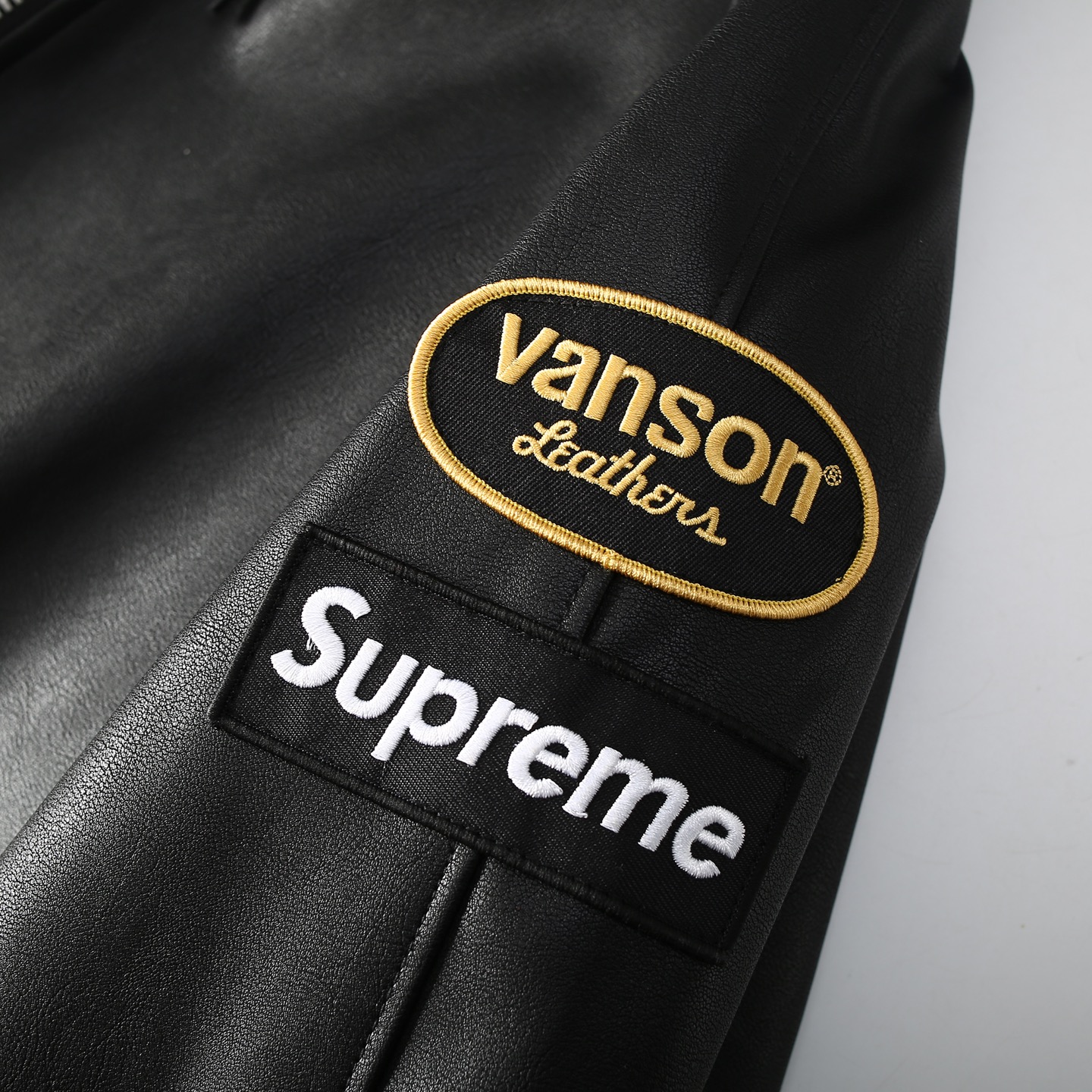 シュプリーム「Supreme x Vanson Leathers」コラボレーション レザージャケット