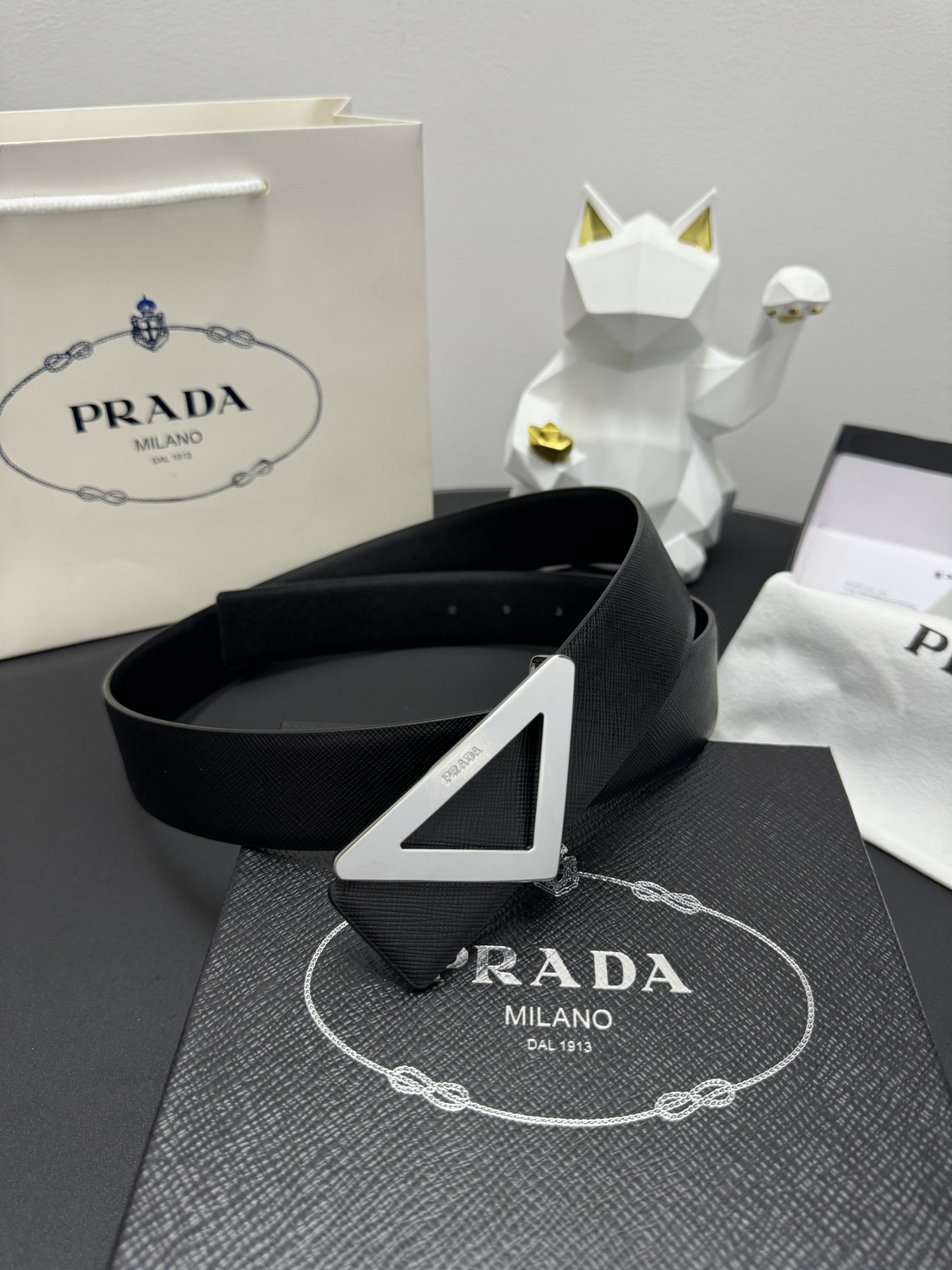 【高級品倉庫到着】Prada イタリアンビジネスベルト「全長約 100cm」