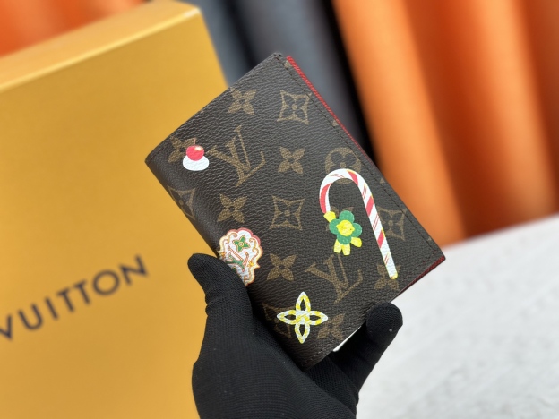 ルイ・ヴィトン パスポートカバー クーヴェルテュール･パスポール