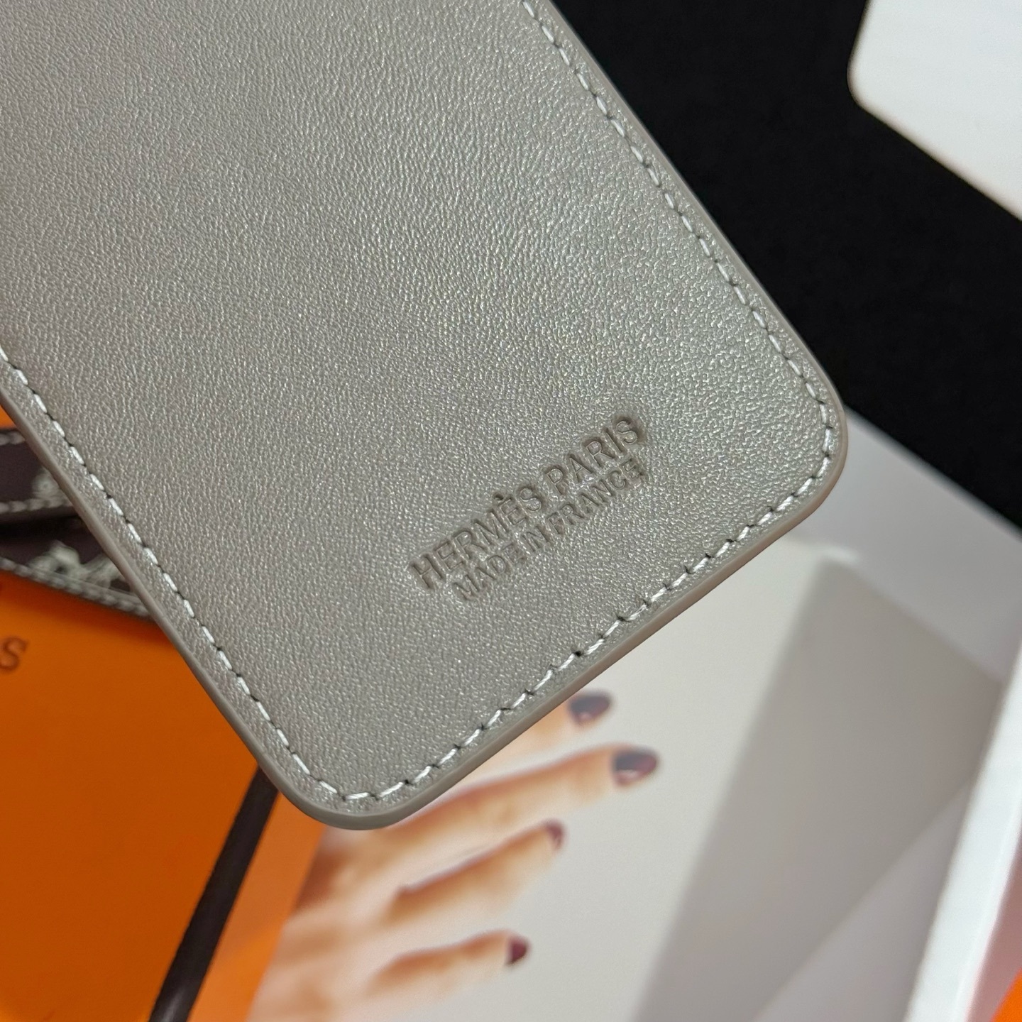 【限定新入荷】エルメス Cheval MagSafe 本革カードケース「12 シリーズ以降全 iPhone 対応」