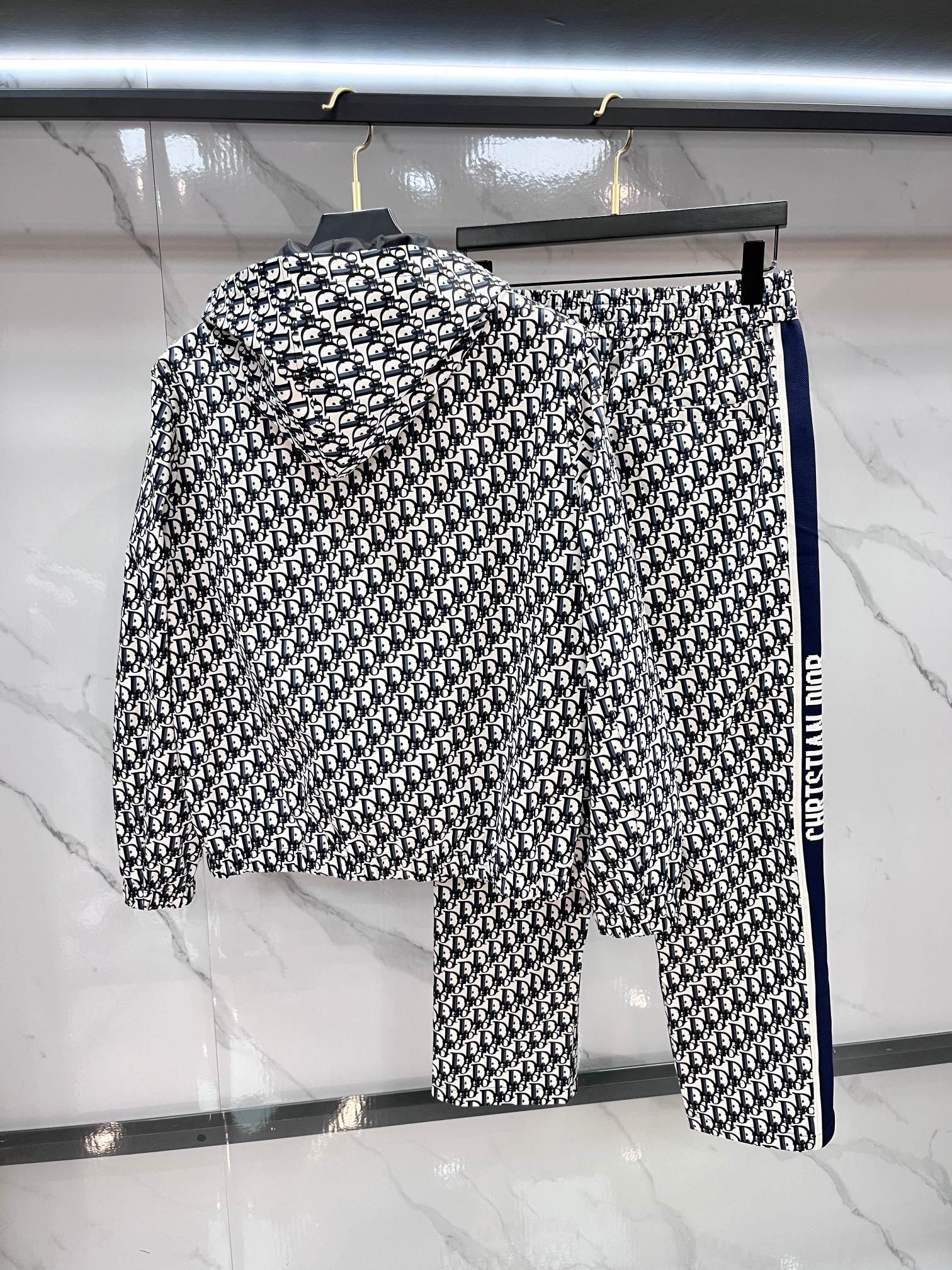 ディオール「Dior」秋冬 メンズ  カジュアルスポーツセット