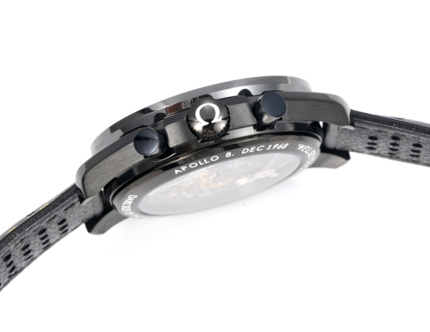 オメガ「Omega」‌スピードマスター ダークサイドオブザムーン アポロ8号 メンズ腕時計 44.25mm