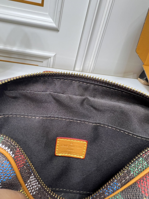 ルイ・ヴィトン「Louis Vuitton」Nil メッセンジャーバッグ