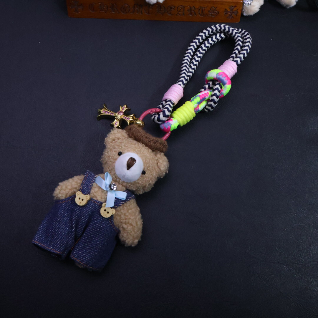 クロムハーツ「Chrome Hearts」バッグチャーム - すべてのトレンドバッグに合わせて、クールでキュートなスタイルを