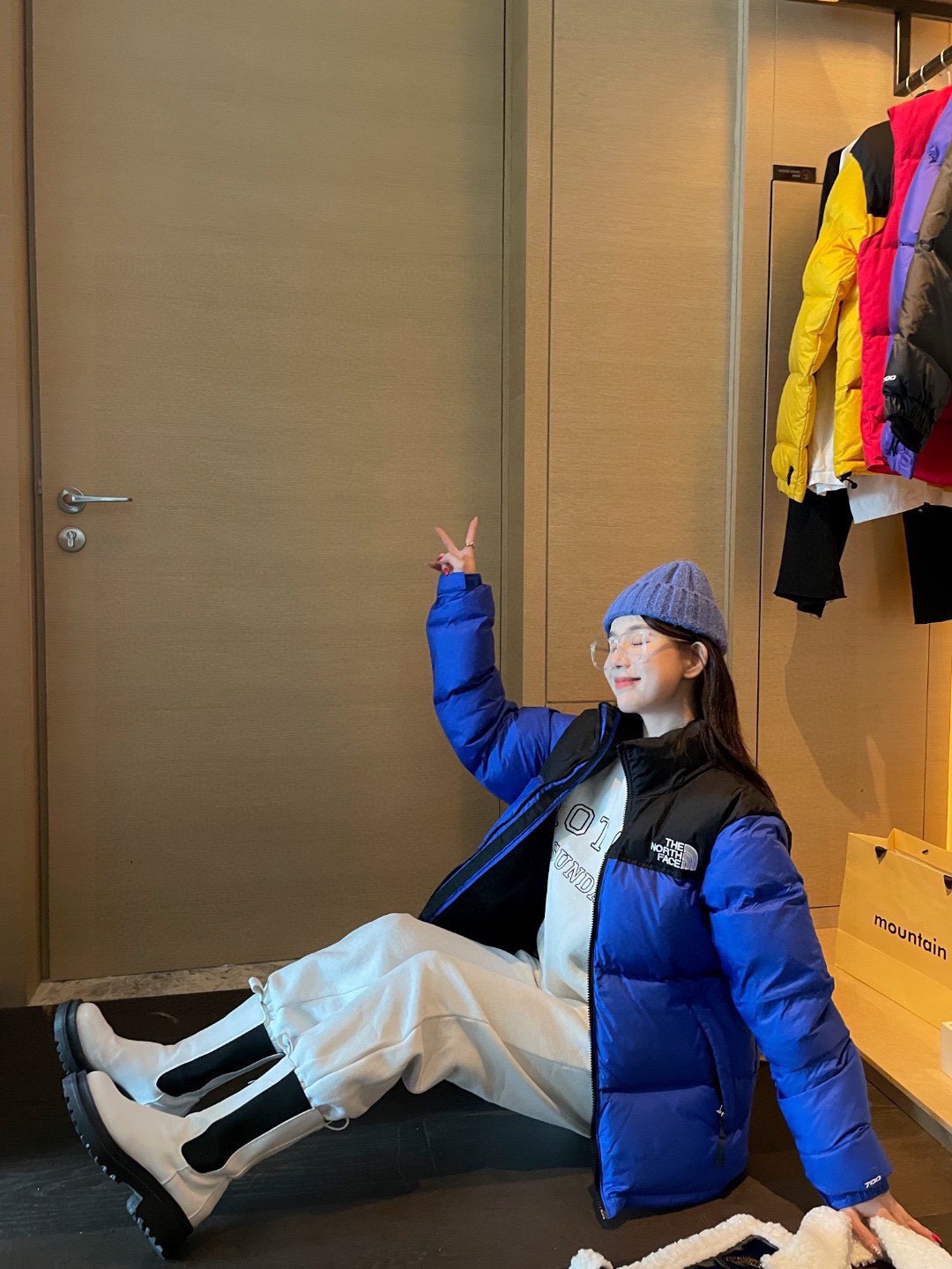 ザ・ノースフェイス Nuptse  クラシックなレディースショートダウンジャケット