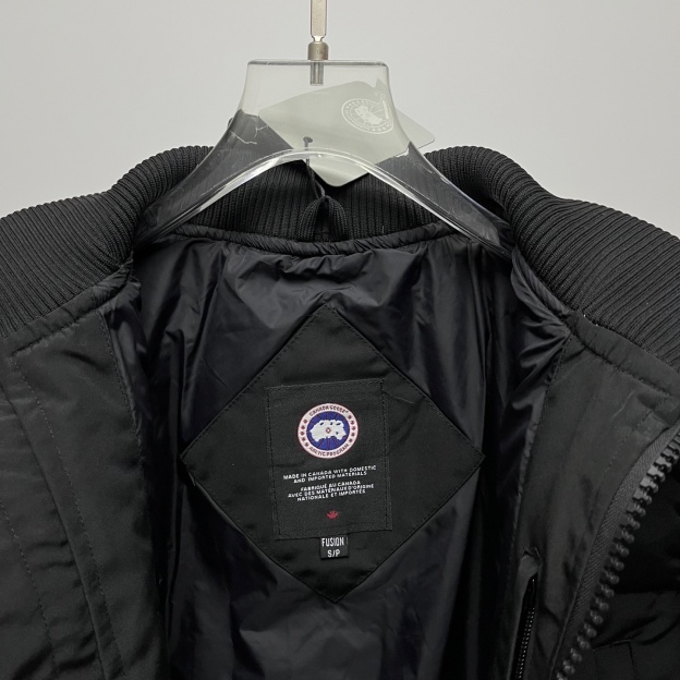 カナダグース メンズ ニットスタンドカラーダウンジャケット