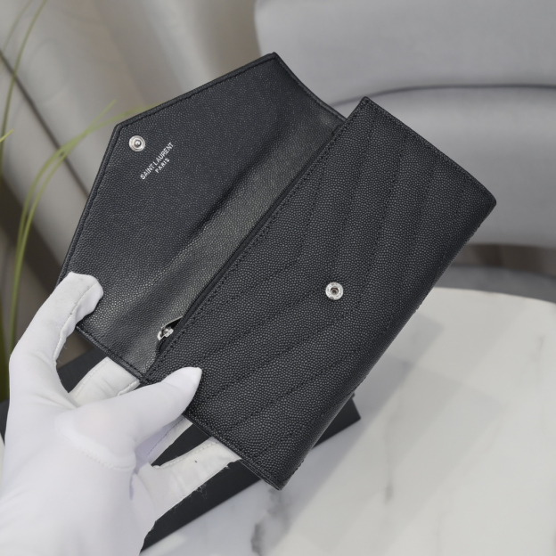 サンローラン「Saint Laurent」カサンドラ マトラッセ ラージ フラップウォレット