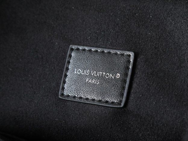 ルイ・ヴィトン「Louis Vuitton」モンスリ･カーゴ バックパック