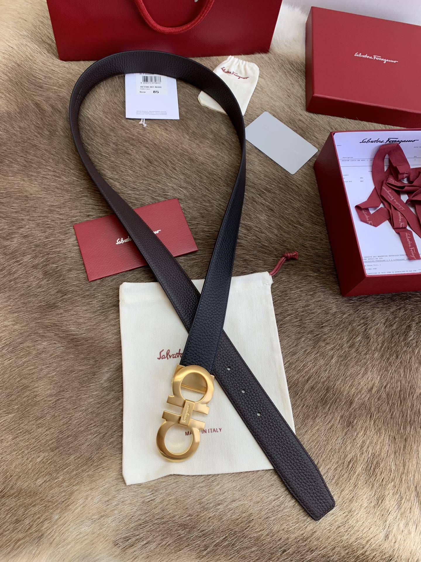 【新規倉庫入り】Salvatore Ferragamo 職人仕上げ高級ベルト「全長約 100cm」