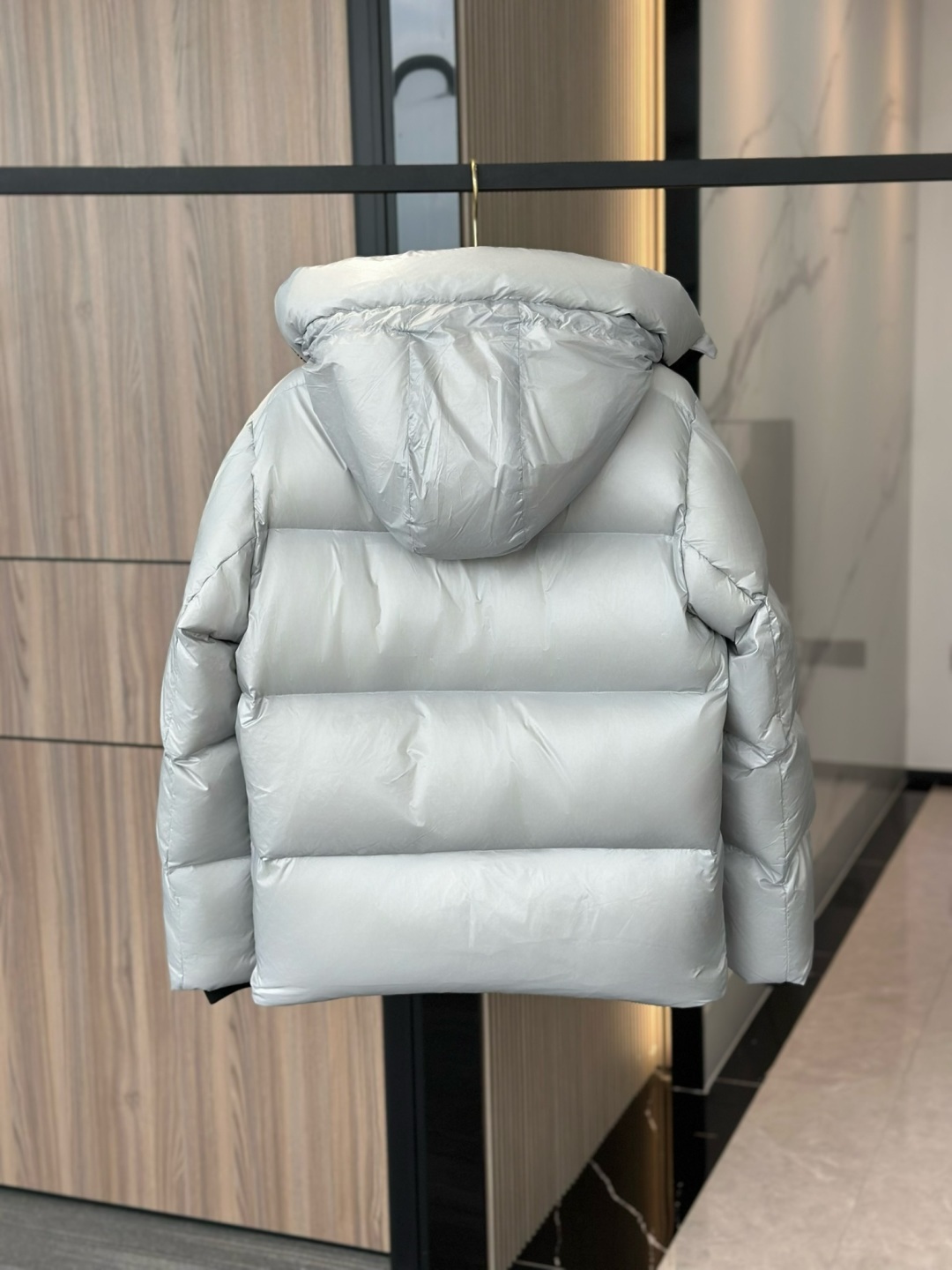 カナダグース Crofton フード付きダウンジャケット