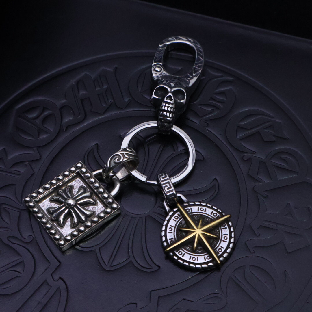 クロムハーツ「Chrome Hearts」キーホルダー＆バッグチャーム - トレンドシンボル