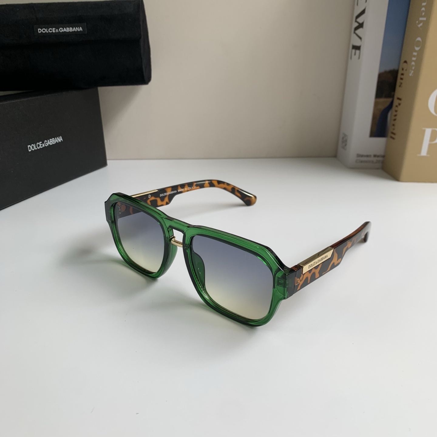 【希少入荷】D&G ドルチェアンドガッバーナ トレンドサングラス「カジュアル通勤用」
