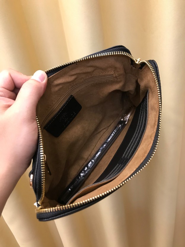 ヴェルサーチ「Versace」メデューサ クラッチバッグ