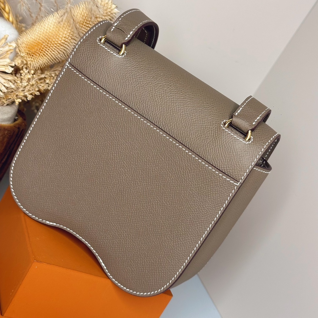 【厳選新入荷】エルメス Della Cavalleria Mini サドル金具クロスボディバッグ「乗馬モチーフ本革ショルダー」
