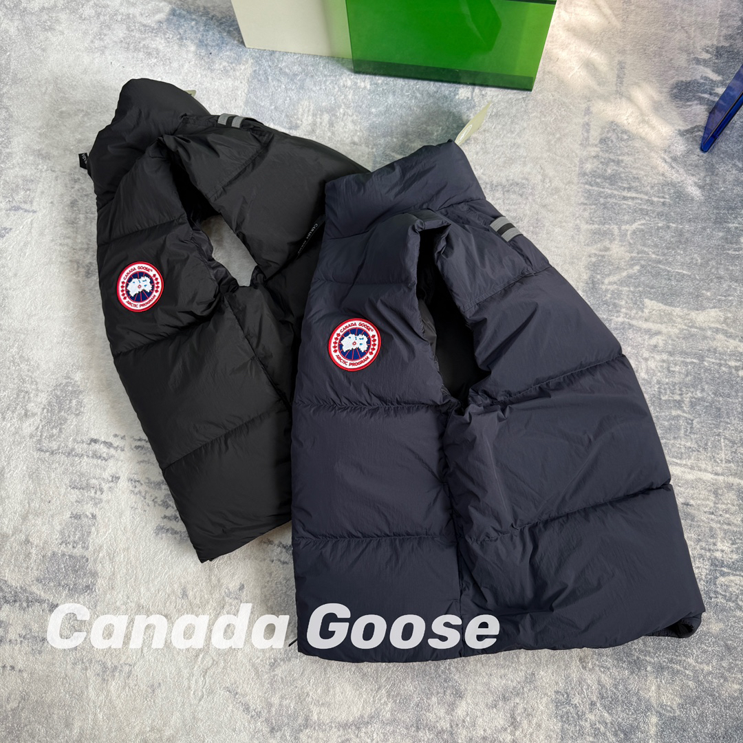 カナダグース Lawrence 保温ダウンベスト（男女兼用）