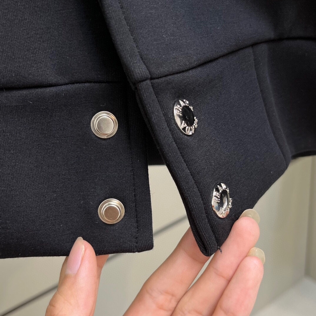 プラダ「Prada」メンズ  カジュアルスポーツセット