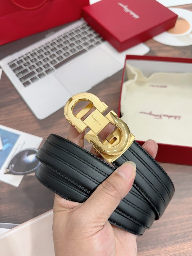 【新規倉庫入り】Salvatore Ferragamo 職人仕上げ高級ベルト「全長約 100cm」
