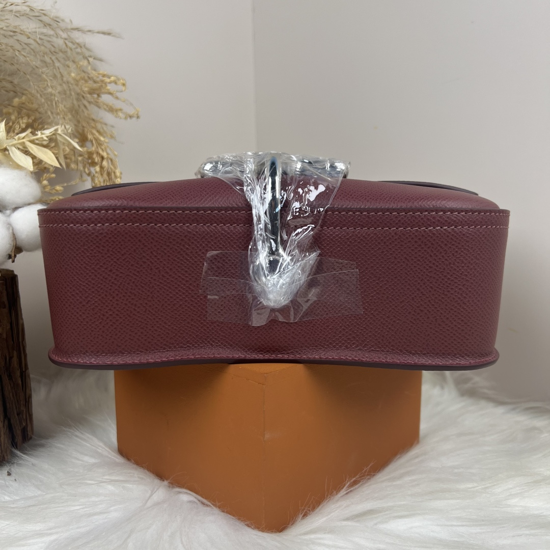 【厳選新入荷】エルメス Della Cavalleria Elan サドル金具クロスボディバッグ「乗馬モチーフ本革ショルダー」