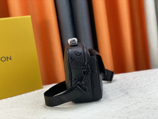 ルイ・ヴィトン「Louis Vuitton」S Lock メッセンジャーバッグ