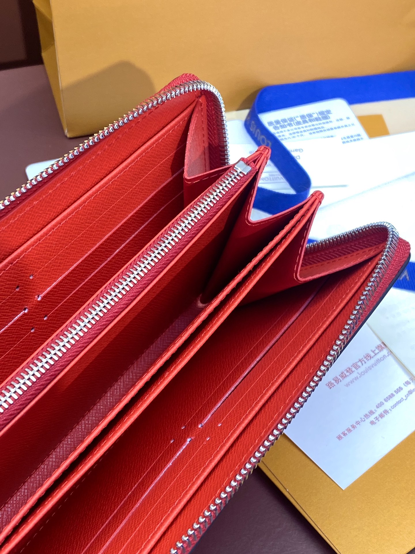 ルイ・ヴィトン「Louis Vuitton」LV x Supreme コラボ ジッピー･ウォレット