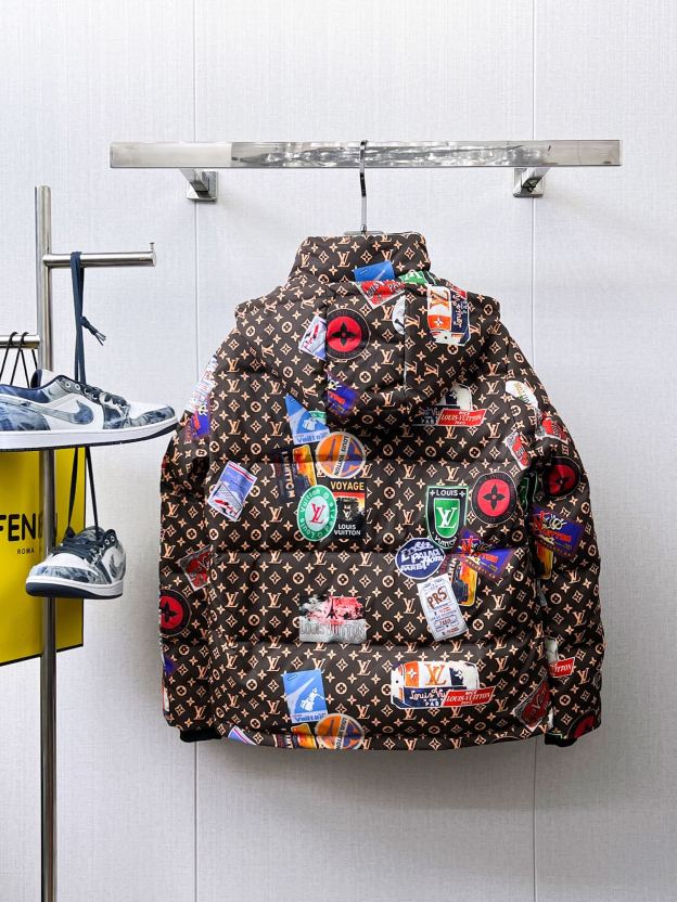 ルイ・ヴィトン「Louis Vuitton」‌冬用フード付きダウンジャケット 男女兼用