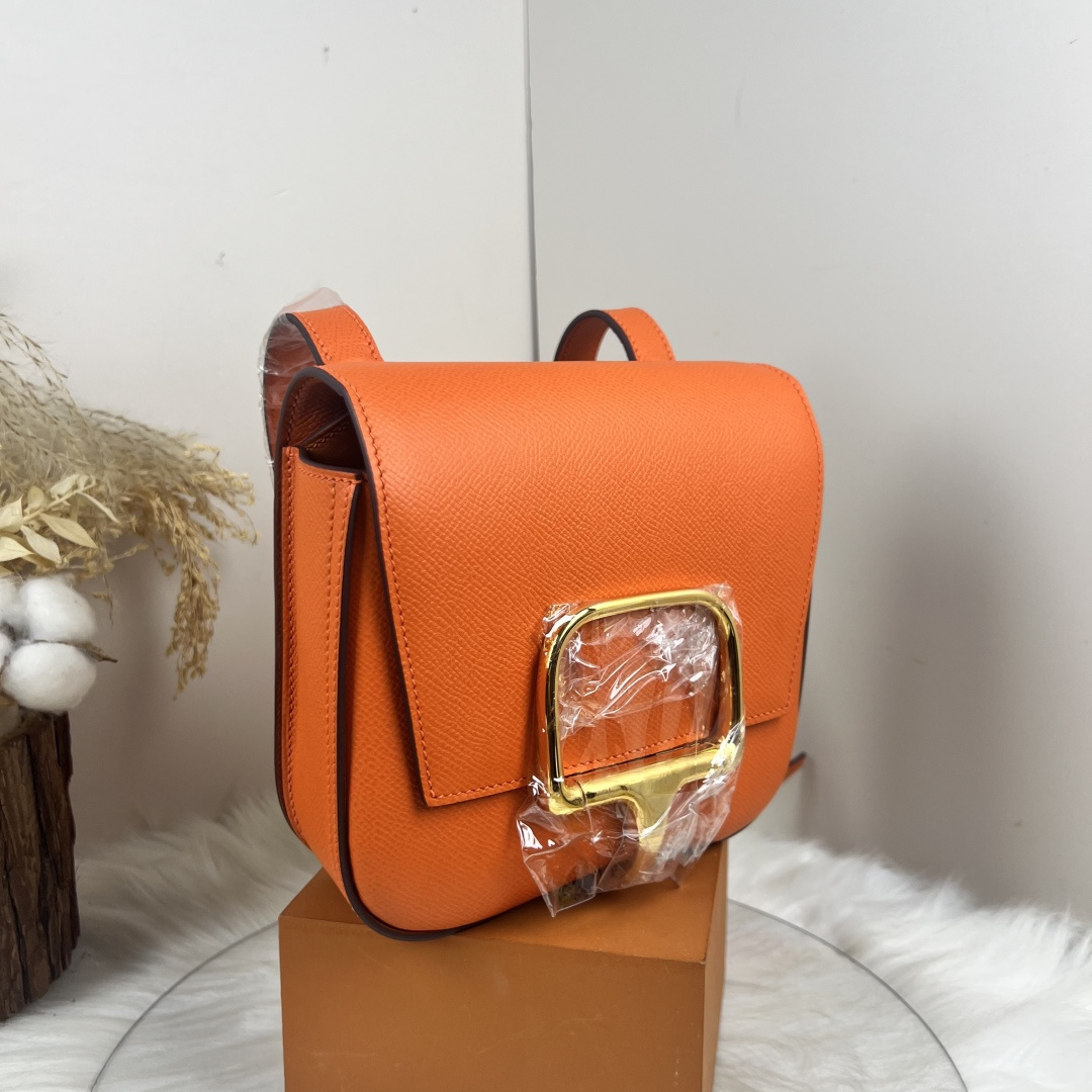 【厳選新入荷】エルメス Della Cavalleria Mini サドル金具クロスボディバッグ「乗馬モチーフ本革ショルダー」