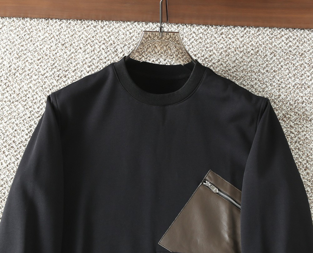 エルメス「Hermès」新作クラシックラウンドネックプルオーバーフーディ